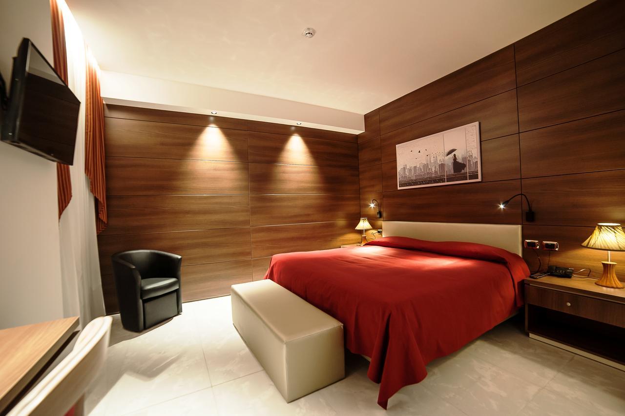Family Center Hotel Atena Lucana Bagian luar foto